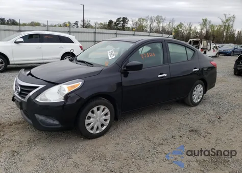 2016 Nissan Versa S z USA, uszkodzony, nr VIN 3N1CN7AP8GL834441